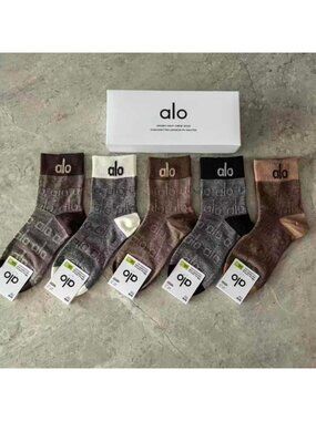 A3- ALO Yoga Dark Neutral Half-Crew Socks 5-Pair Box Set